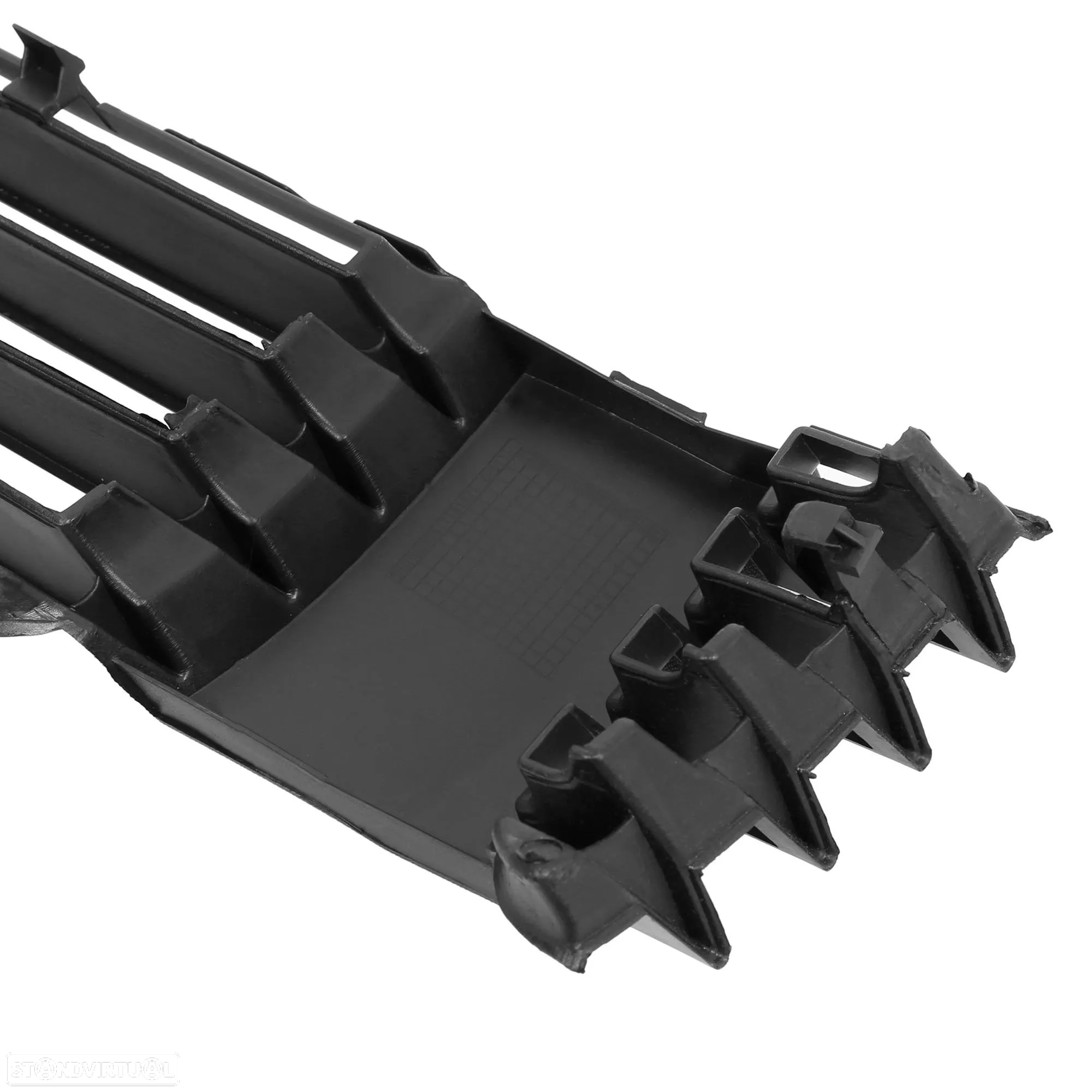 Grelha Esquerda Para-choques - Volkswagen Passat 3BG B5.5 - 7