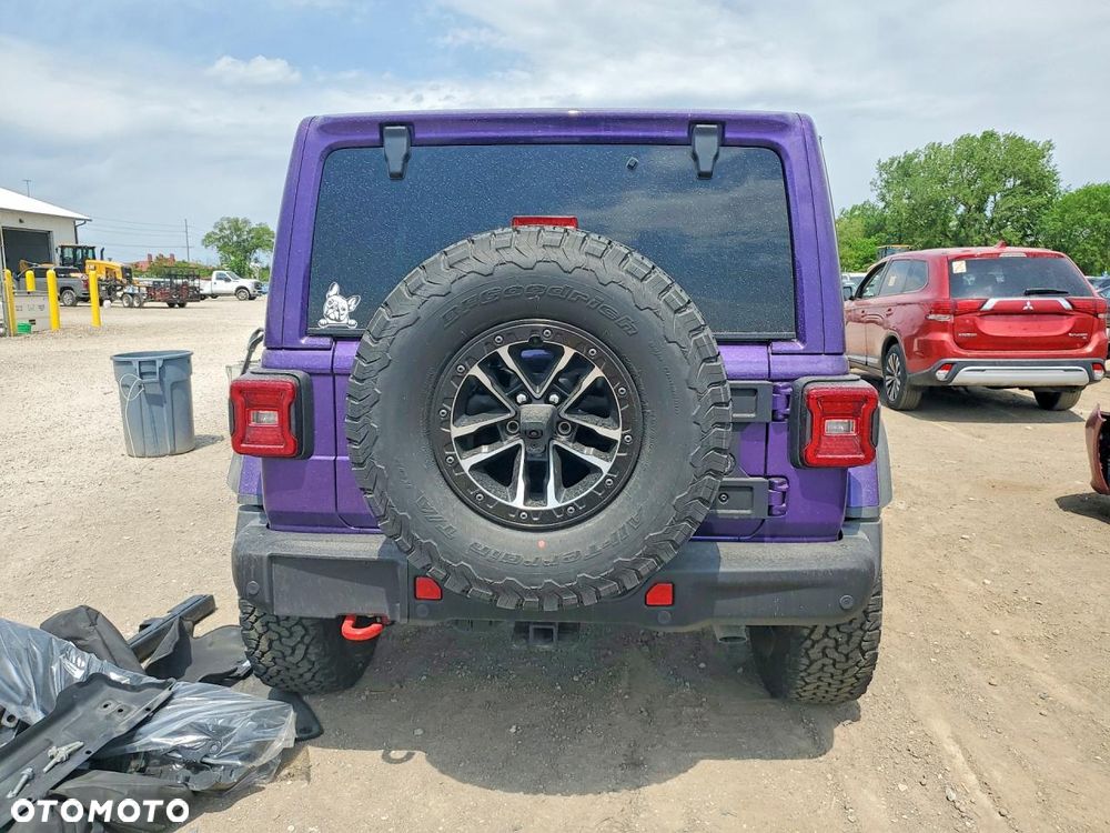 Jeep Wrangler - 7