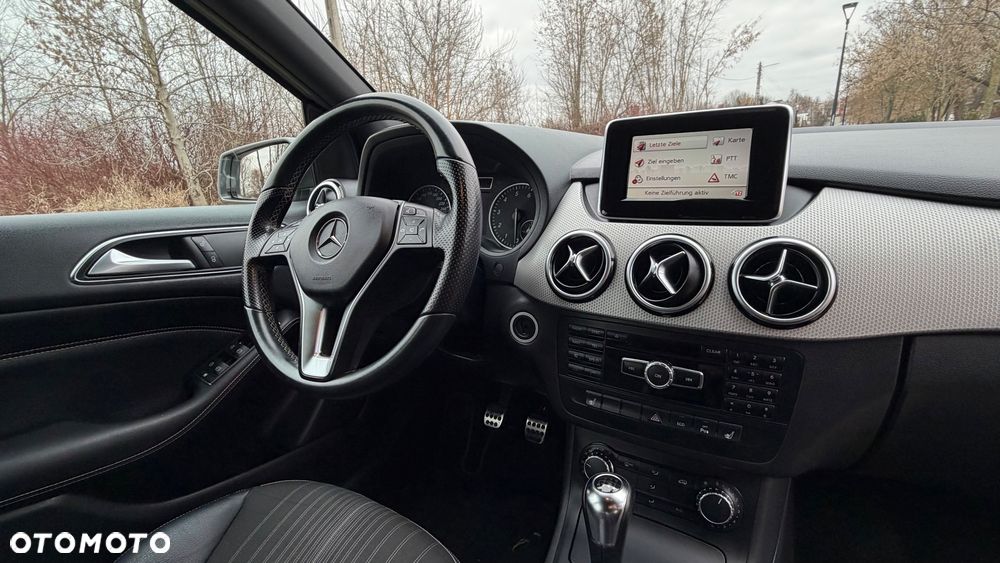 Mercedes-Benz Klasa B 180 (BlueEFFICIENCY) - 13