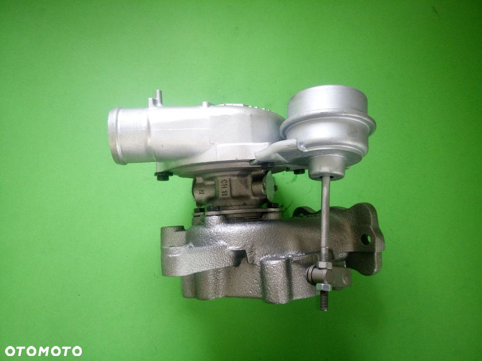 Turbosprężarka  C4  Xsara Peugeot 206 307 2,0 109 Turbina - 2
