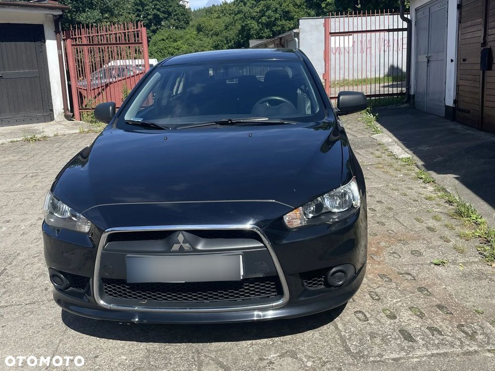 Mitsubishi Lancer - 1