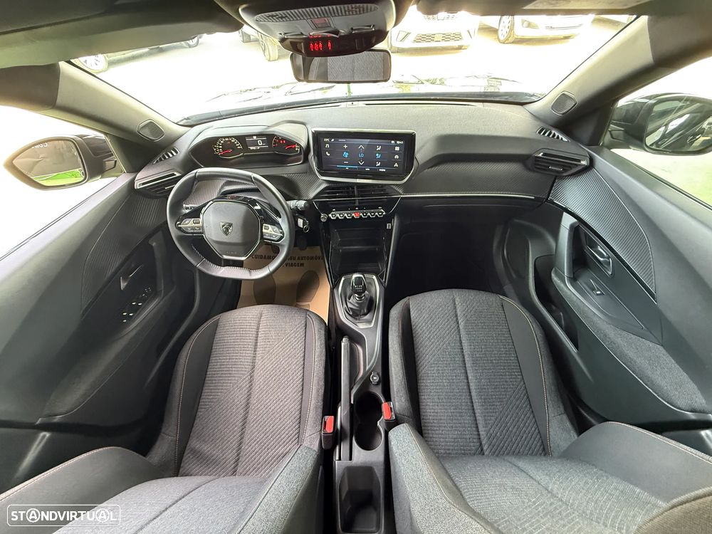 Peugeot 2008 1.2 Style - 22