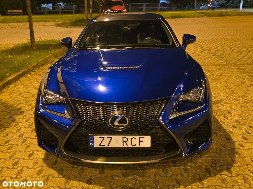 Lexus RC F Carbon - 12