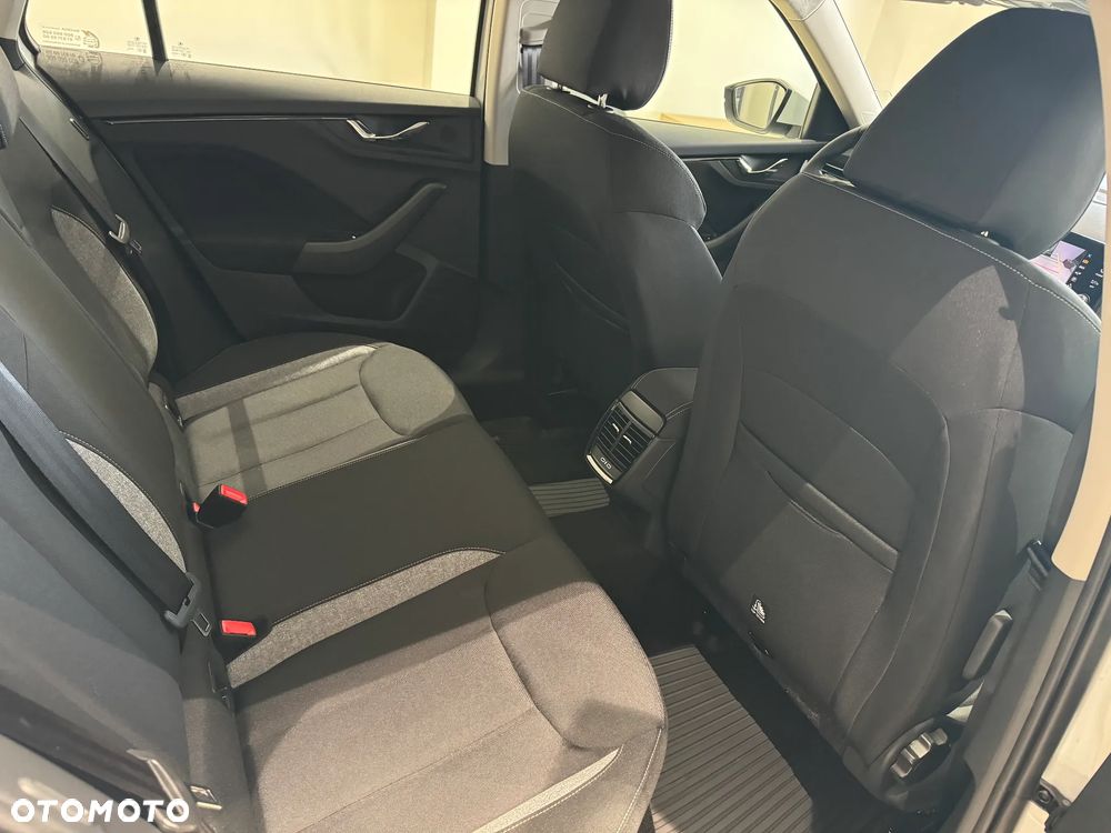 Skoda Kamiq 1.5 TSI Drive DSG - 10