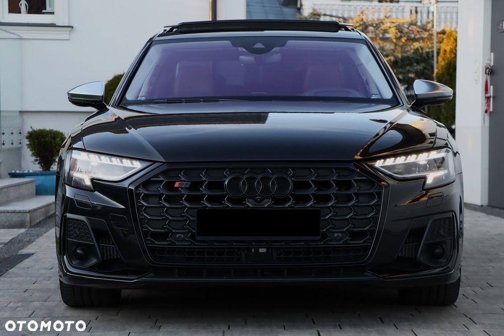 Audi S8 - 9
