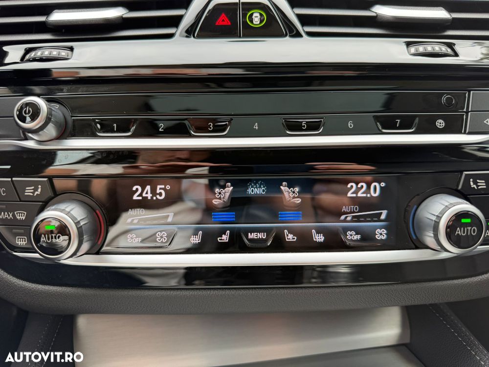 BMW Seria 5 530d xDrive AT MHEV - 22