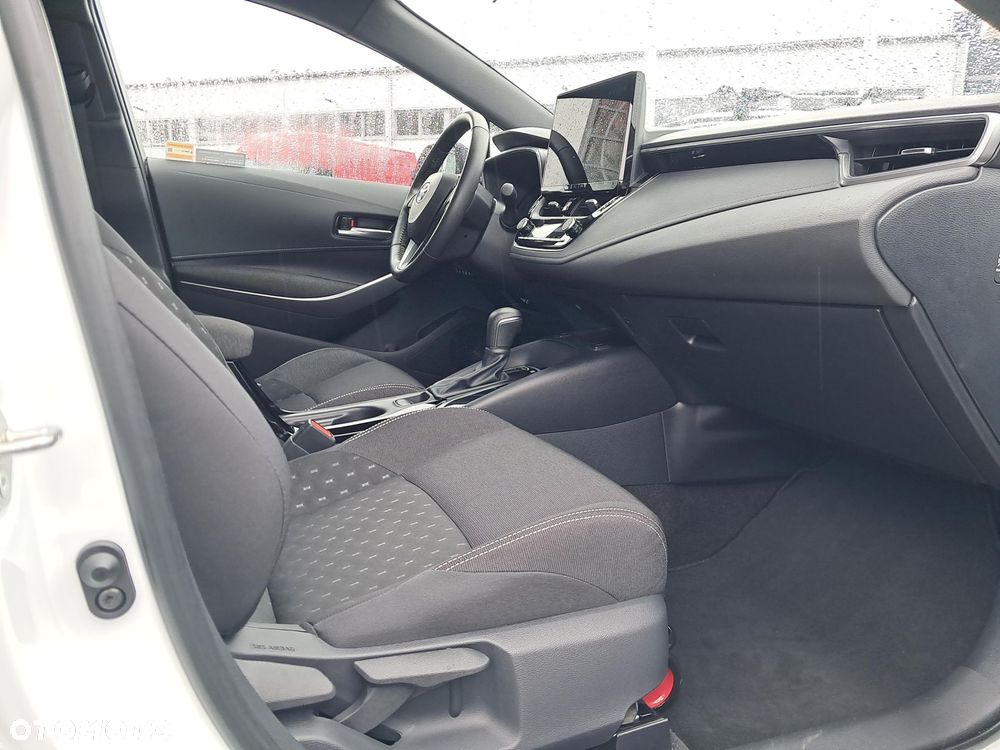 Toyota Corolla 1.8 Hybrid Comfort - 25
