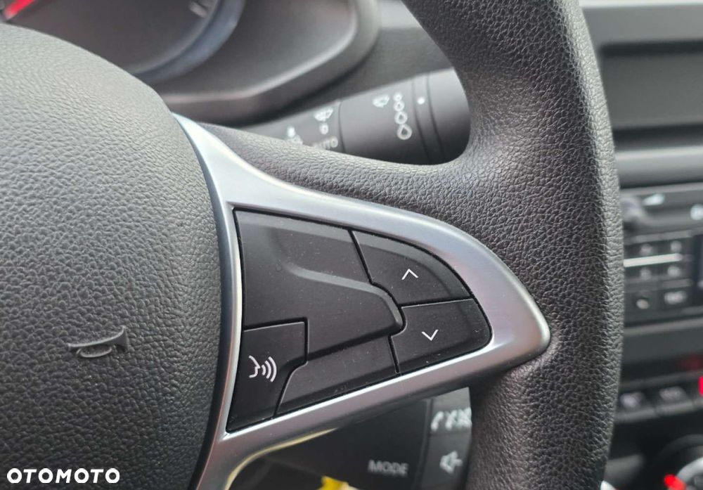 Renault Express Van - 13