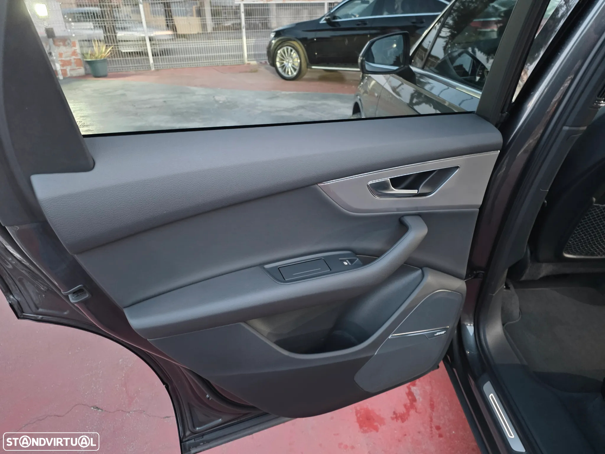 Audi Q7 3.0 TDI E-tron quattro S-line Tiptronic - 26