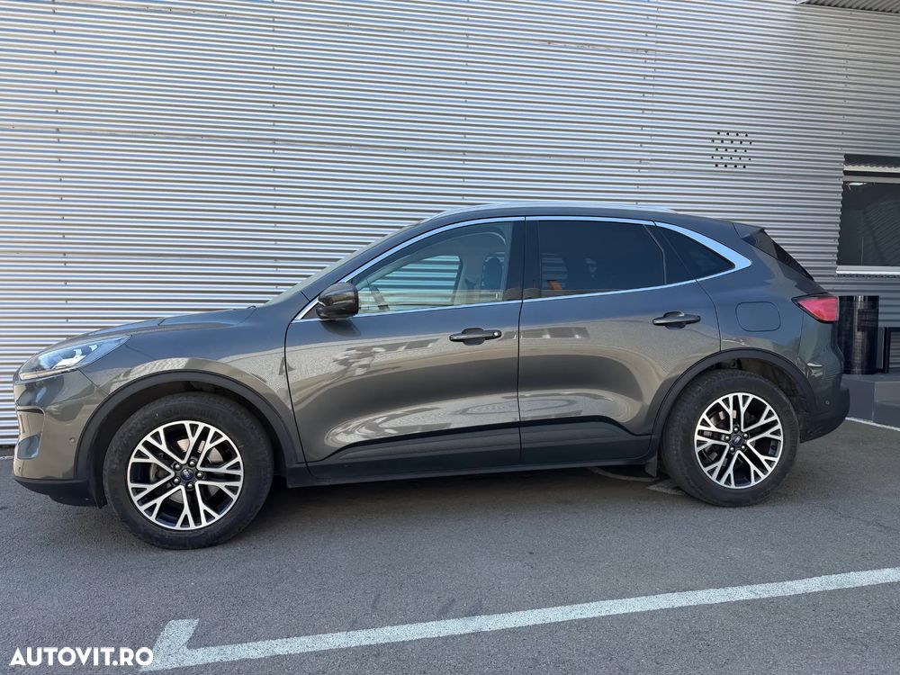 Ford Kuga - 13