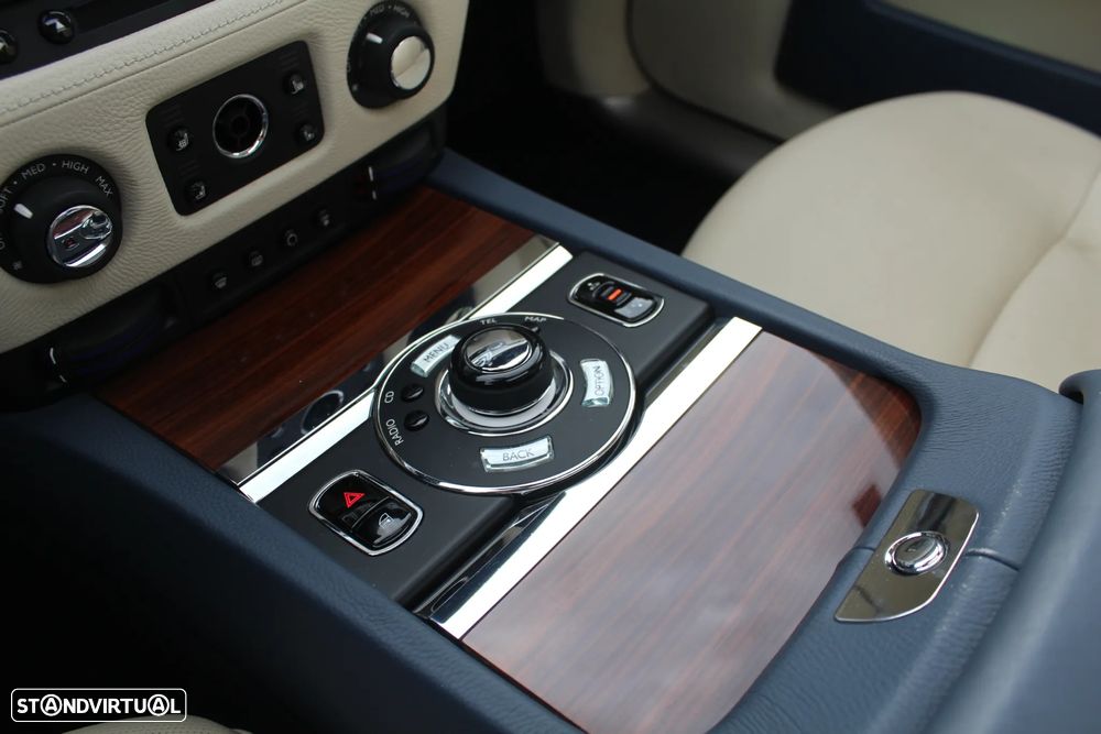 Rolls Royce Ghost - 26