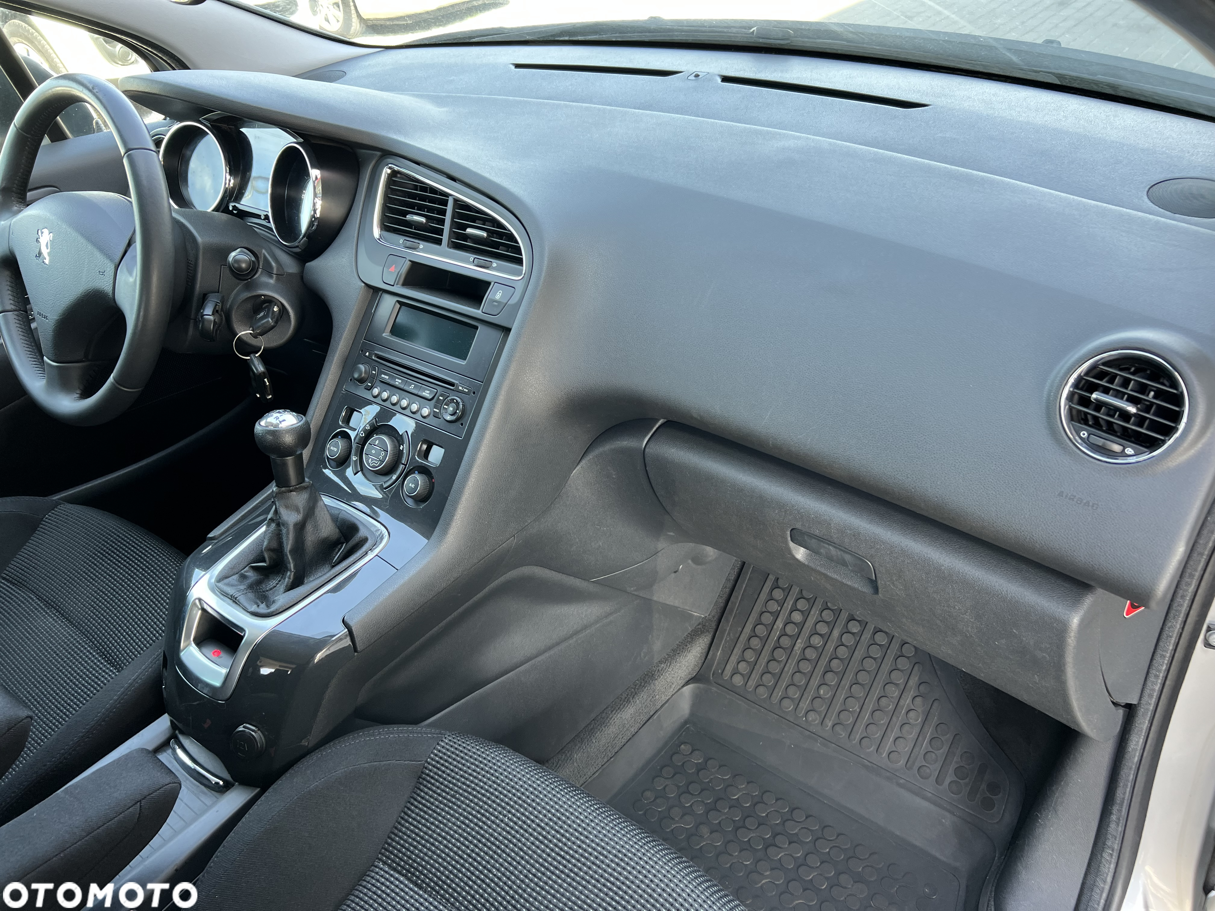 Peugeot 5008 1.6 Active 7os - 12