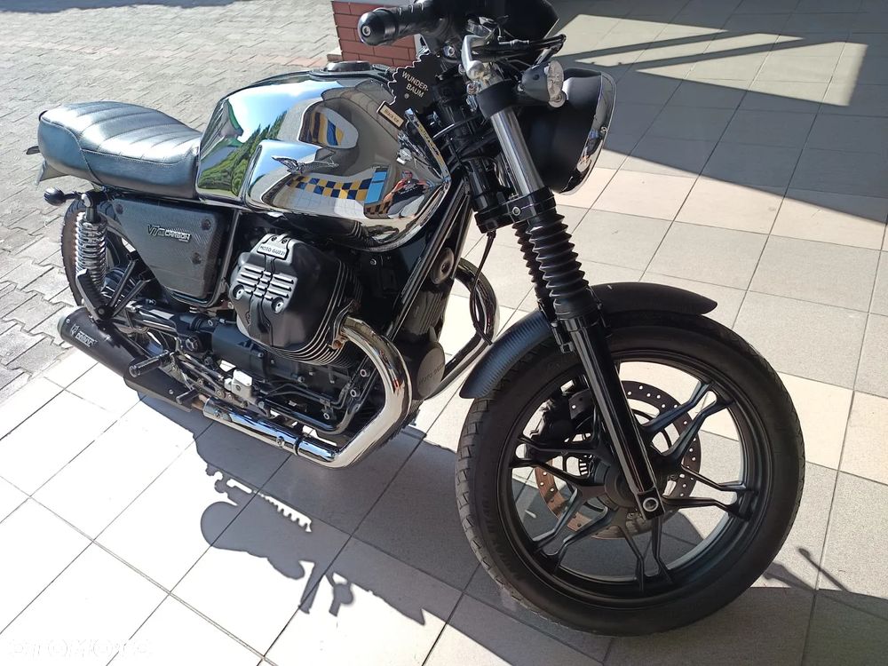 Moto Guzzi V7 - 2