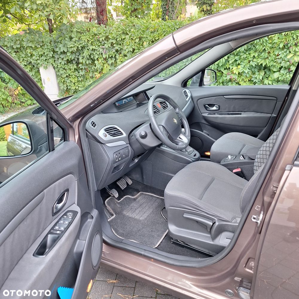 Renault Scenic 1.6 16V Expression - 10
