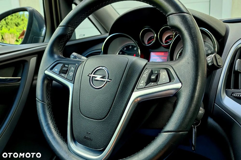 Opel Astra 1.4 Turbo Selection - 27