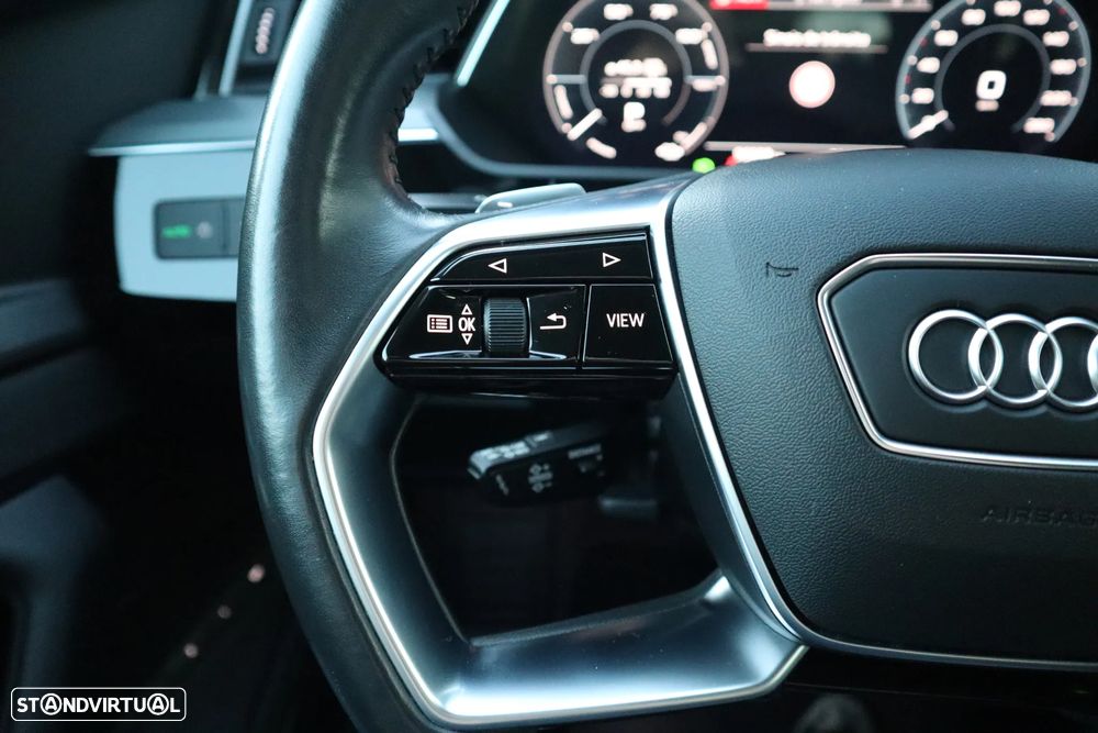 Audi e-tron 55 quattro - 37