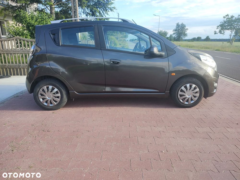Chevrolet Spark - 18