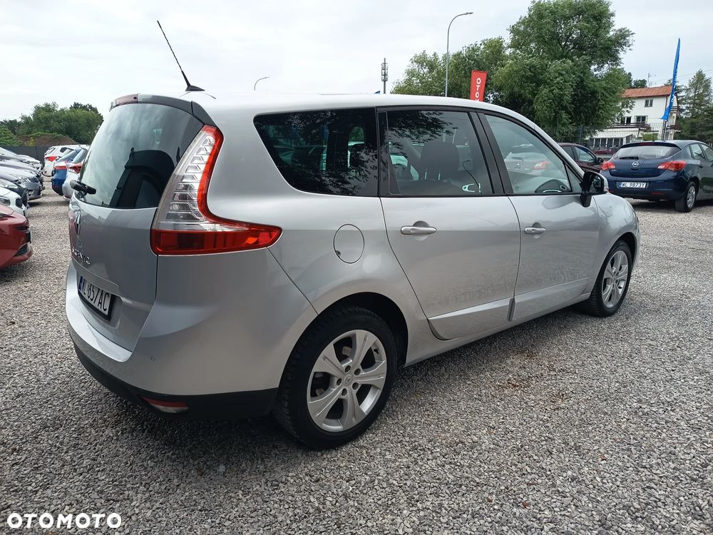 Renault Grand Scenic 2.0 16V 140 CVT Dynamique - 13