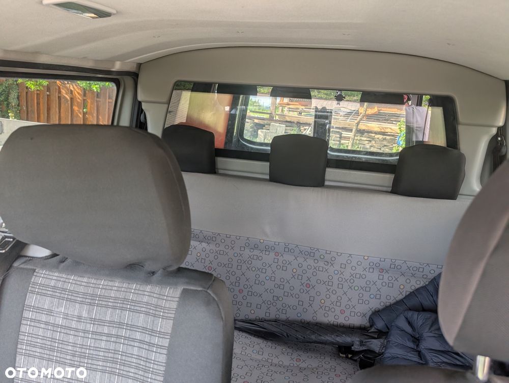 Volkswagen Transporter Caravelle Kurz (7.Si.) Autm - 7