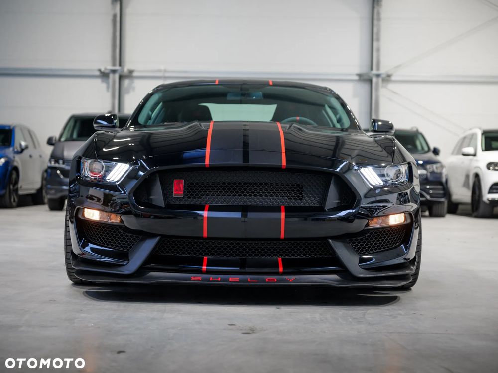 Ford Mustang - 11