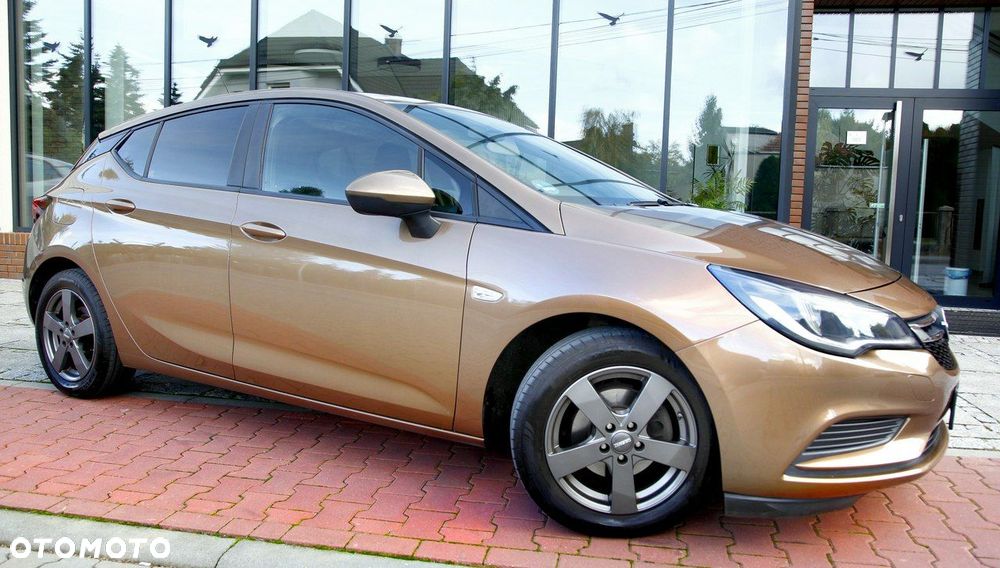 Opel Astra 1.4 Turbo Active - 28