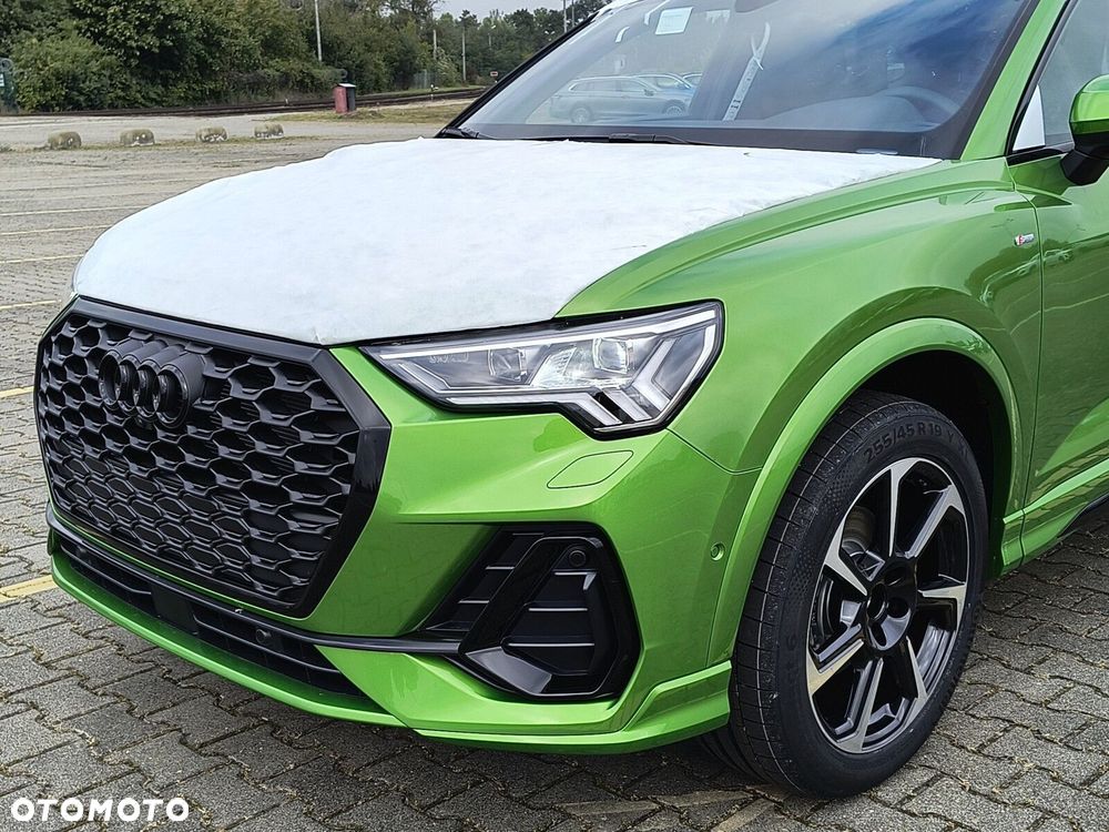 Audi Q3 Sportback - 10