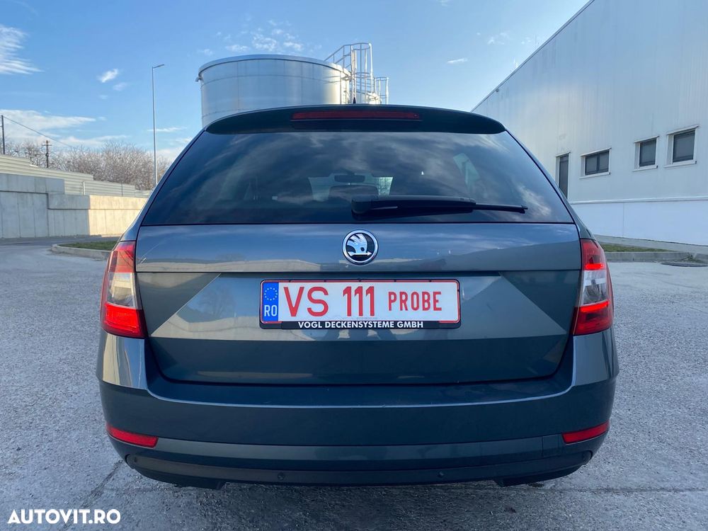 Skoda Octavia 2.0 TDI DSG Tour - 4