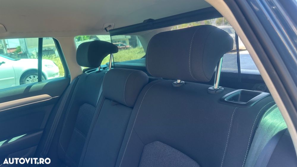 Volkswagen Passat 2.0 TDI DSG Comfortline - 15