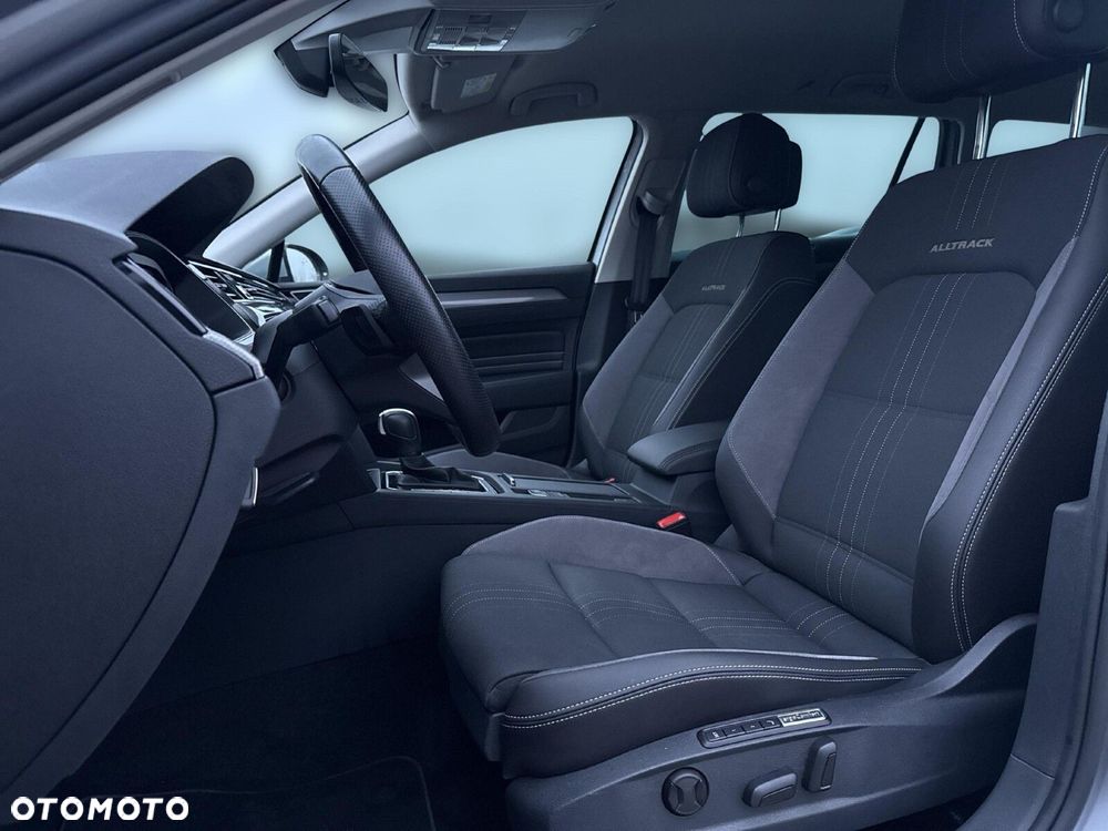 Volkswagen Passat - 10
