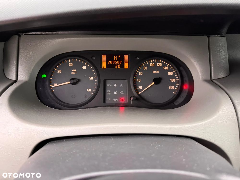 Opel VIVARO BRYGADÓWKA 6 MIEJSC KLIMATYZACJA - 16