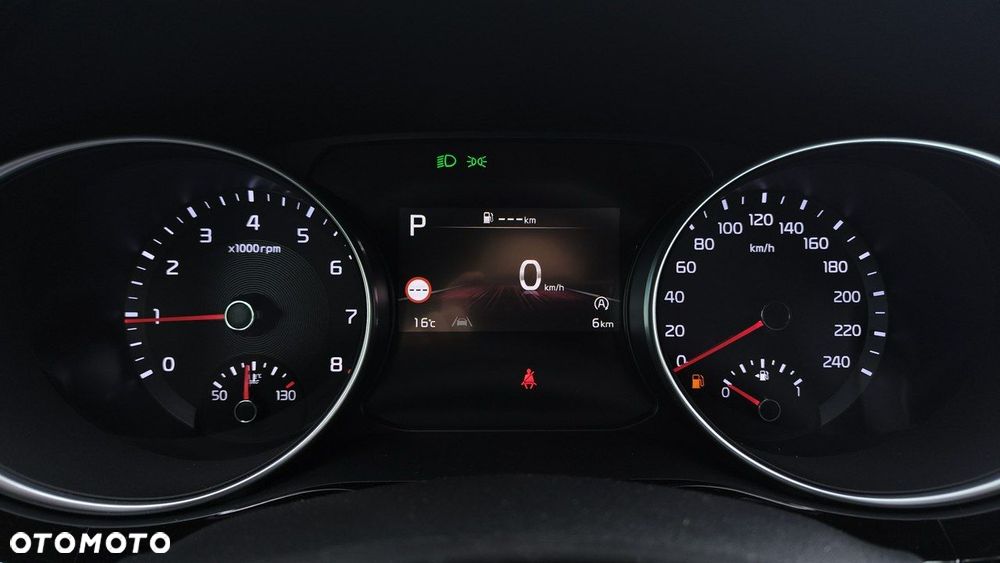 Kia XCeed - 18