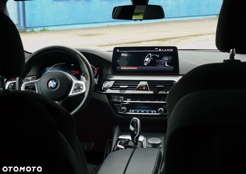 BMW Seria 5 520d M Sport sport - 14
