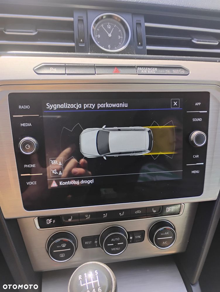Volkswagen Passat Variant 1.4 TSI (BlueMotion Technology) Comfortline - 23
