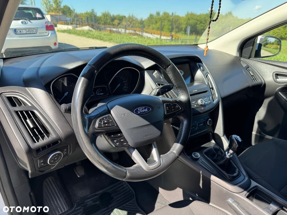 Ford Focus 1.5 TDCi SYNC Edition - 12