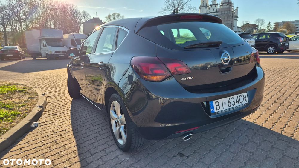 Opel Astra 1.4 T Sport - 6