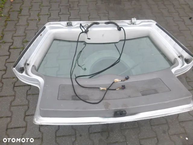 KLAPA TYŁ TYLNA KOMPLETNA VOLKSWAGEN PASSAT B5 KOMBI 96-00 KOLOR LB7Z - 21