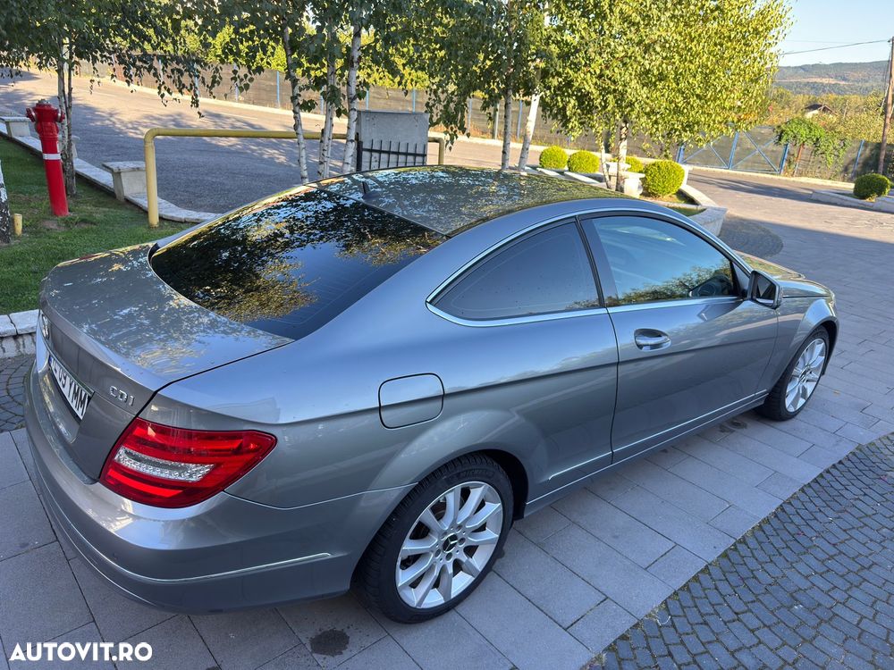 Mercedes-Benz C - 3