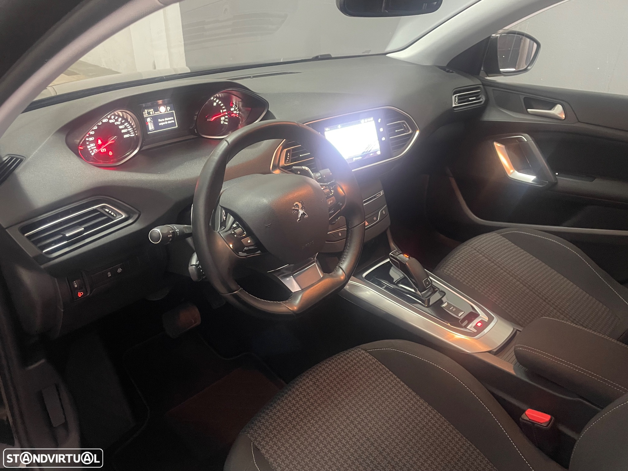 Peugeot 308 SW BlueHDi 130 EAT8 Stop & Start Active Business-Pack - 10