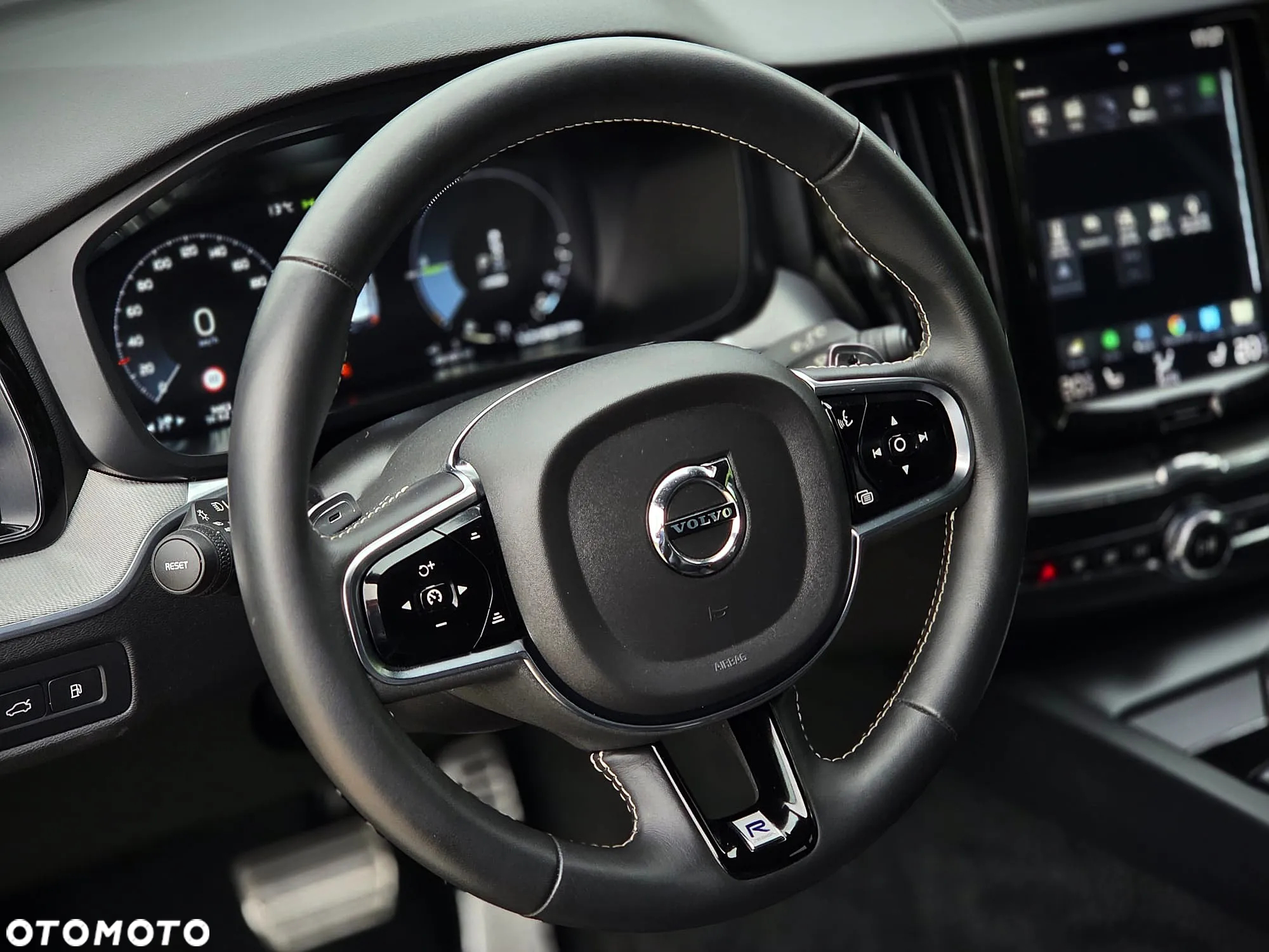 Volvo XC 60 T8 Twin Engine AWD Geartronic RDesign - 21