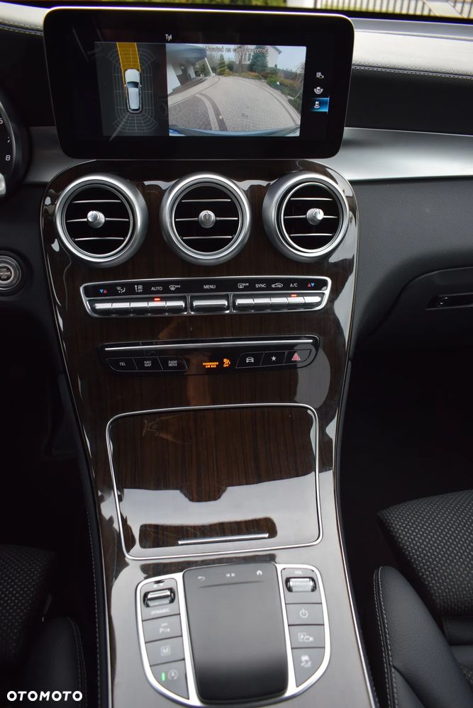 Mercedes-Benz GLC 200 4-Matic - 11