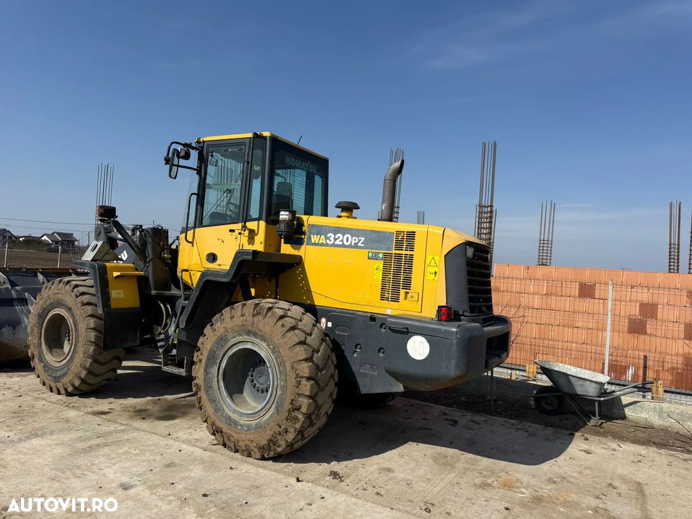 Komatsu WA320PZ-6 - 1