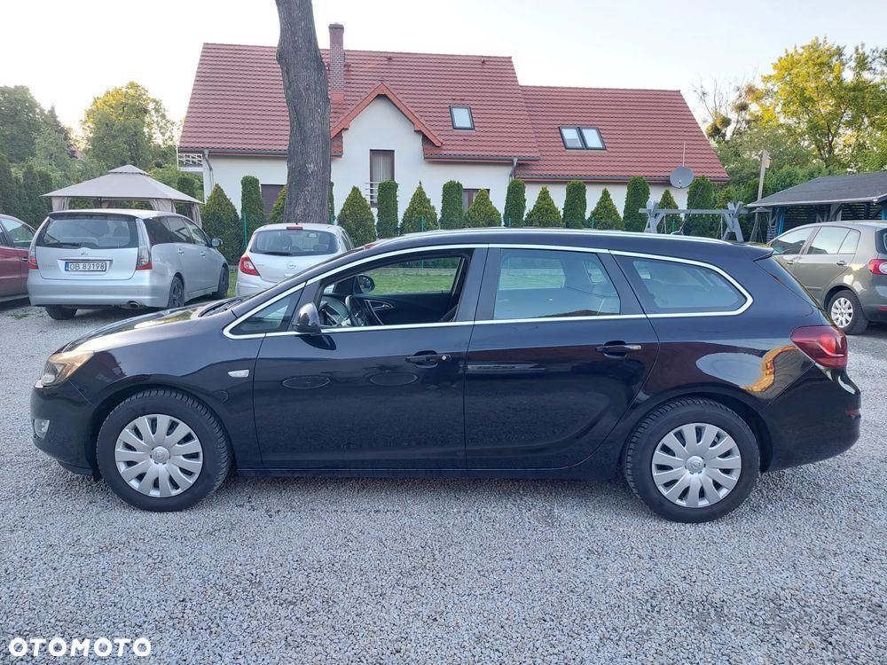 Opel Astra 1.4 Turbo Sports Tourer - 9