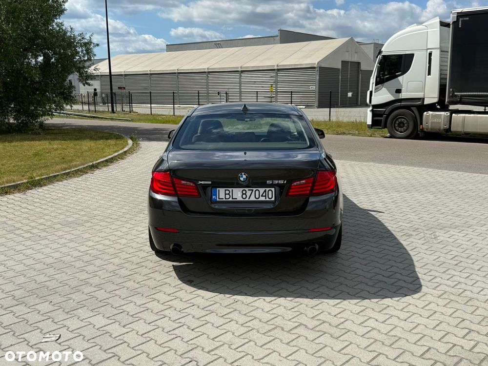 BMW Seria 5 535i xDrive - 4