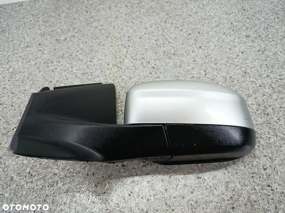 LUSTERKO LEWE FORD MONDEO IV 58 - 5