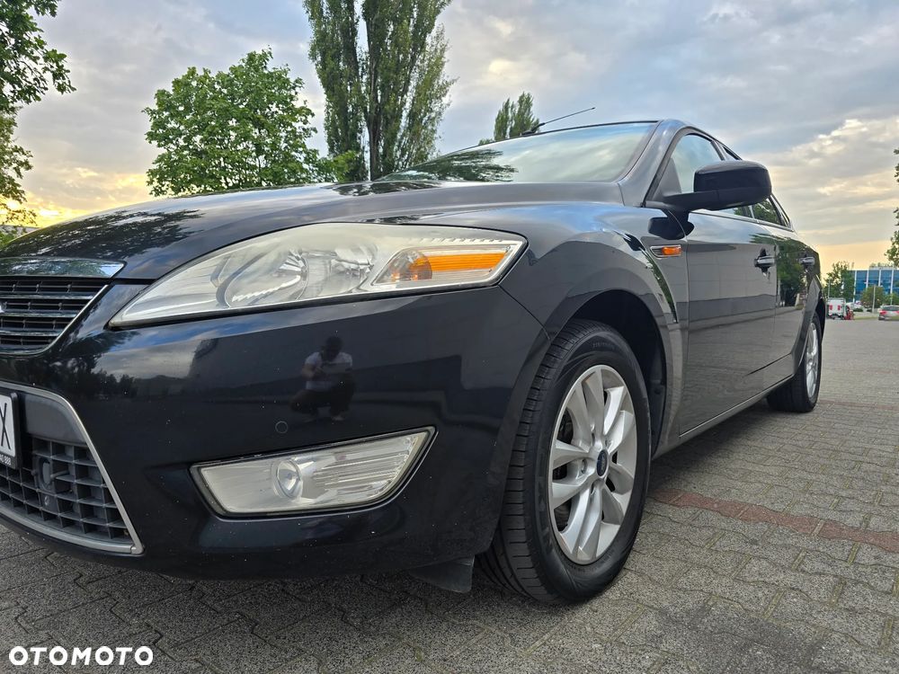 Ford Mondeo 2.0 Ghia - 15
