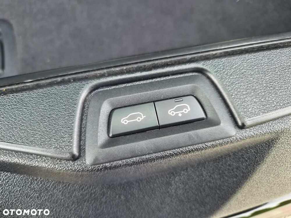 BMW X5 xDrive45e - 24