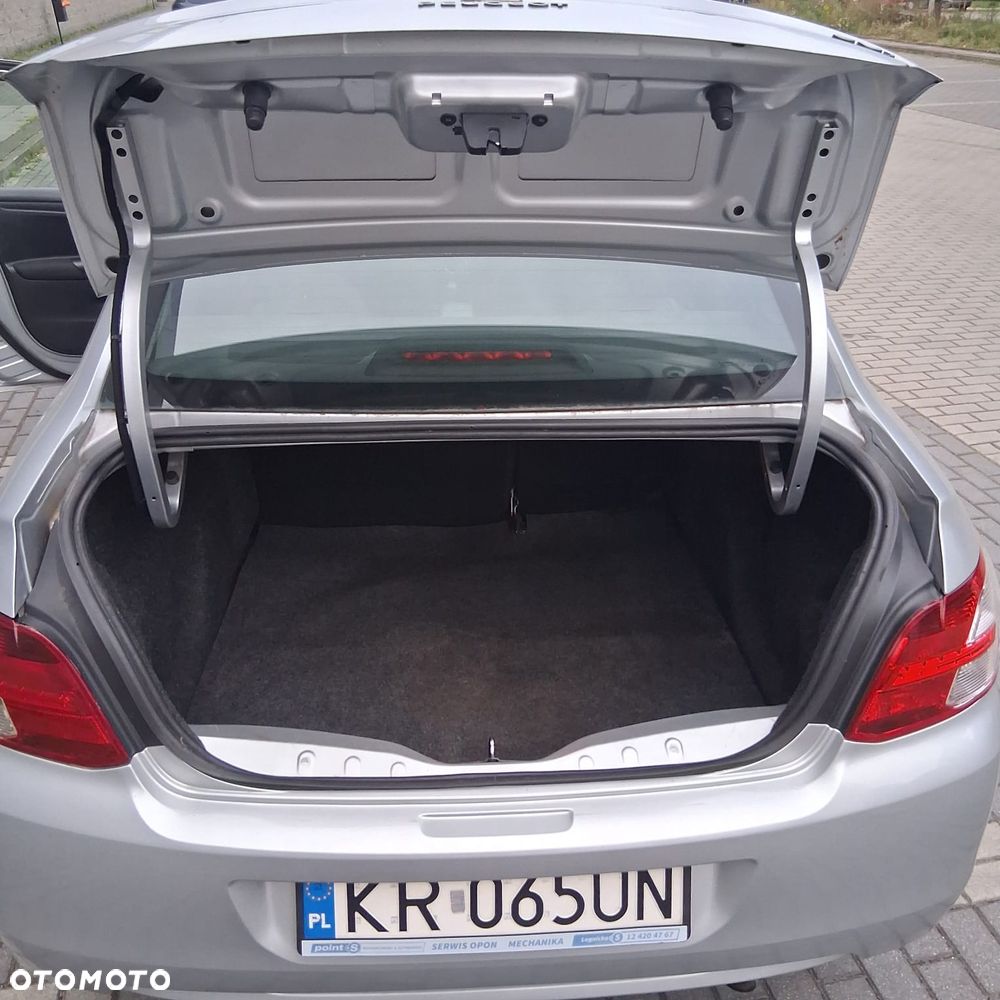 Peugeot 301 1.6 VTi Allure - 10