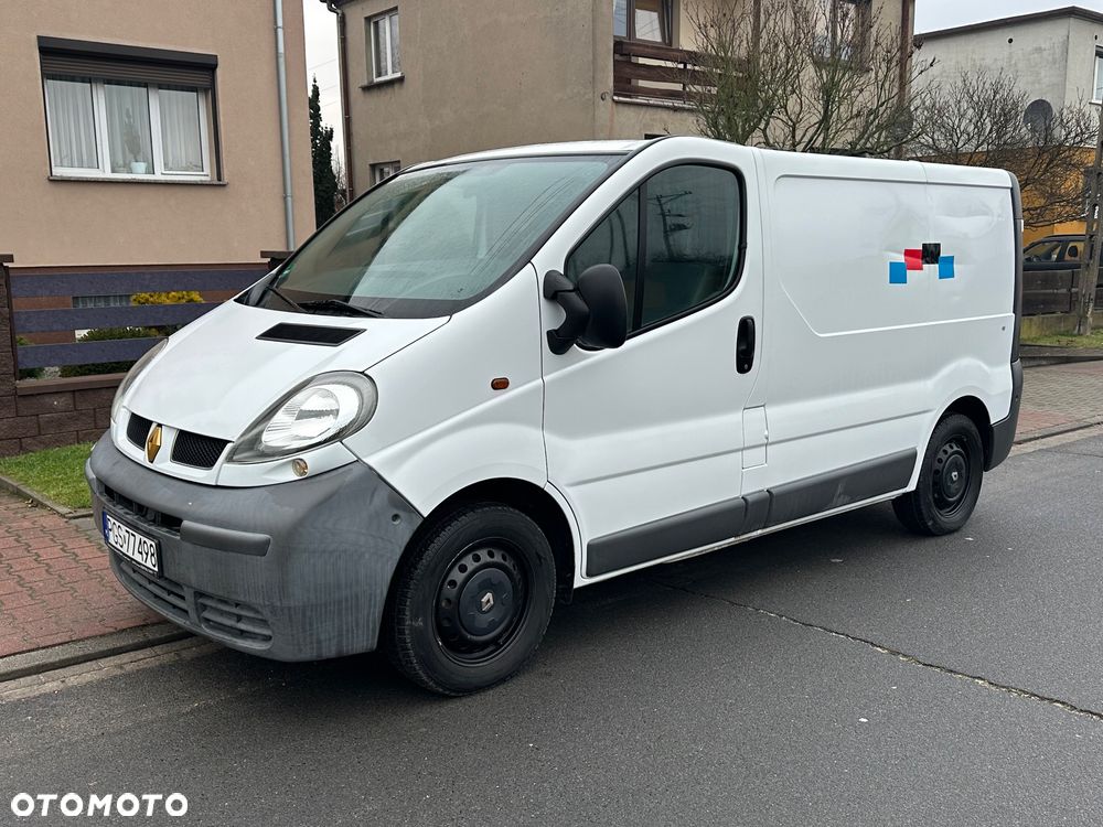 Renault Trafic - 12