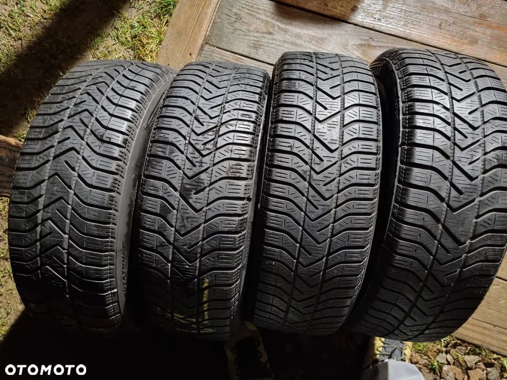 Opony Pirelli Winter 190 Snowcontrol Serie 3 185/60 R15 88T 2021r 5/4,5mm - 1