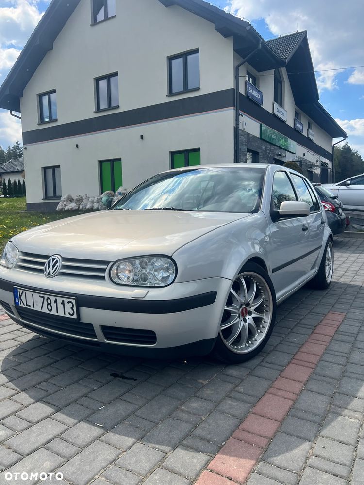 Volkswagen Golf 1.6 - 11